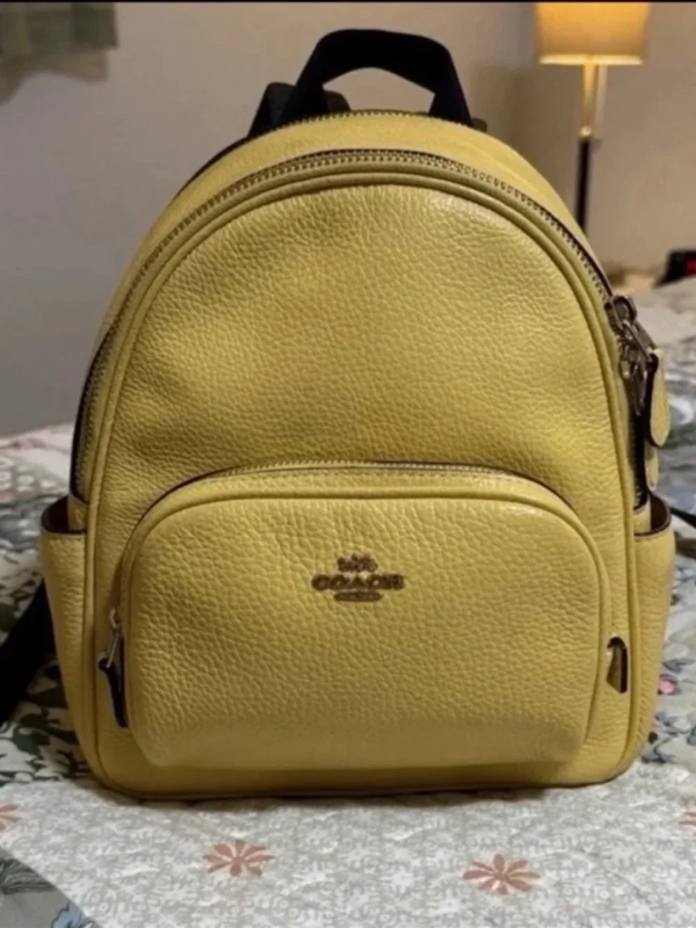 Coach Mini Court Backpack Yellow Pebbled Leather Gold Hardware Black Straps - Picture 1 of 6